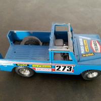 Land Rover Defender pick up scala 1/24