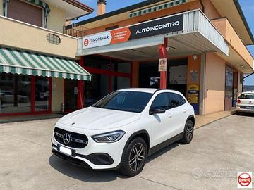MERCEDES - Classe GLA - 200 d Automatic Sport Plus