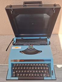 Macchina da scrivere Rover 2000
