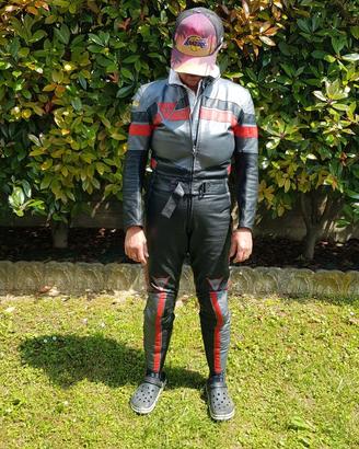 tuta moto in pelle da donna marca dainese