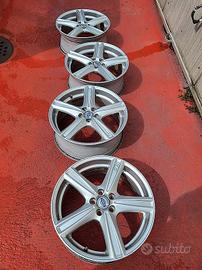 Cerchi 19 pollici volvo