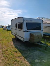 Roulotte Laika 4 posti più veranda