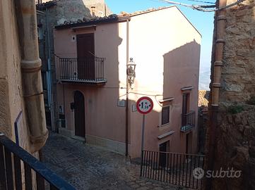 Casa indipendente Via Santo Spirito Pollina