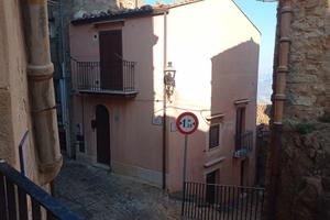 Casa indipendente Via Santo Spirito Pollina