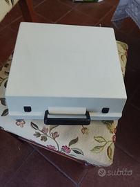 Macchina da scrivere Olympia Traveller De Luxe S