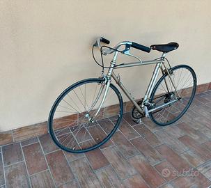 Bici da corsa vintage Chesini con ricambi