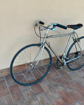 Bici da corsa vintage Chesini con ricambi