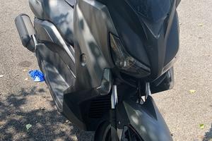 Yamaha XMAX 250 ABS