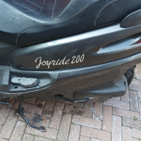 Joyride 200