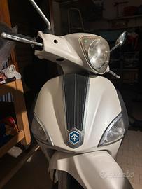 Liberty piaggio 50cc 4T