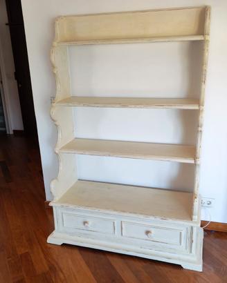 Libreria in stile shabby chic