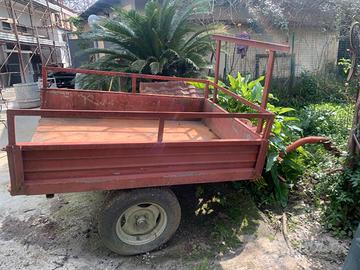 CARRELLO PER TRATTORE