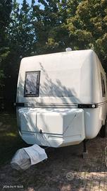 Caravan Lander 734 Pier Cardin