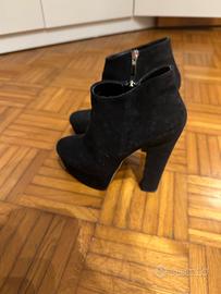 Scarpa con tacco velluto