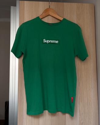 Supreme t-shirt