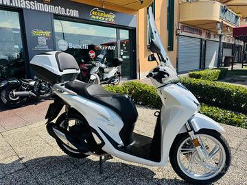 HONDA SH 150 PASSAGGIO E TAGLIANDO INCLUSO