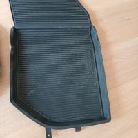 tappeti gomma peugeot 2008