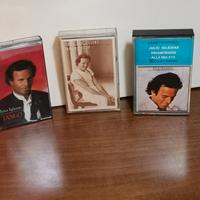 cassette musicali vari cantanti