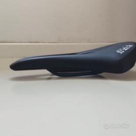 Sella FIZIK Argo R5 Vento Large