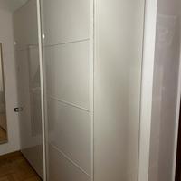 Armadio grande bianco