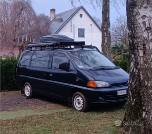 Van Mitsubishi Space Gear