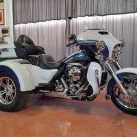 Harley Davidson Tri Glide Ultra Trike km 8000