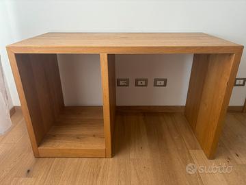 scrivania in rovere