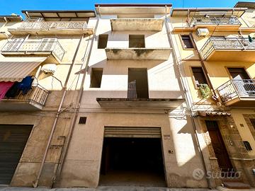 Casa indipendente a Partinico,Via Giuseppe Bonomo