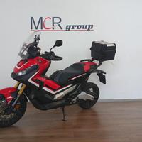 HONDA X-ADV 750 .