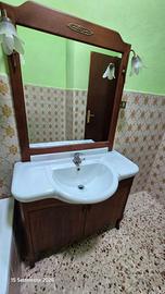Mobile bagno con lavabo