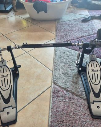 Doppio pedale Pearl p902