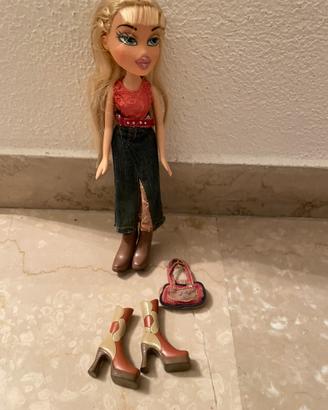 BAMBOLA BRATZ CLOE VINTAGE