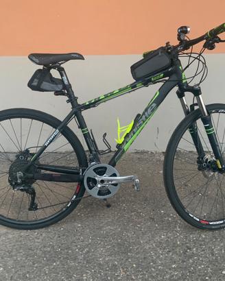 Bicicletta Whistle in alluminio, cerchi 29, nero