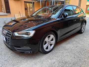 Audi A3 Sportback 1.6 tdi Ambition s-tronic