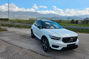 Volvo Xc40 R-Design full full optional