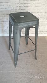 sgabello alto stile industriale  metallo grigio