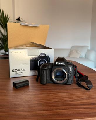 Canon 5d mark 4 + 3 obiettivi