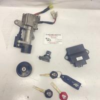 Kit blocchetto chiavi xmax 2010 2013