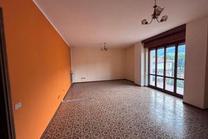 Quadrilocale di 140 mq con cantina e box doppio