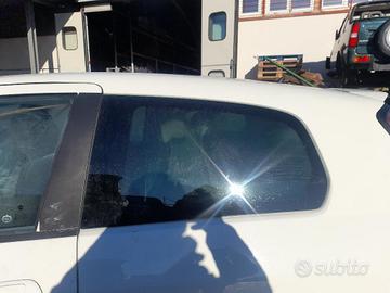 CRISTALLO FISSO PARAFANGO POST. SX. FIAT PUNTO EVO