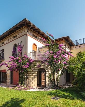 VILLA SINGOLA A TOSCOLANO-MADERNO