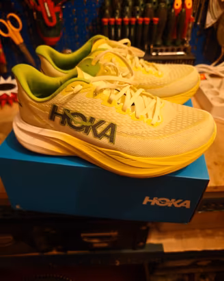 Hoka Mach 7 m numero 44 gialle