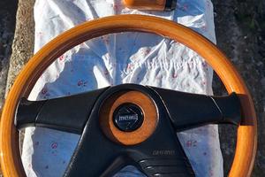 Volante e pomello cambio serie MOMO in legno