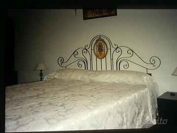 Testata letto matrimoniale in ferro battuto