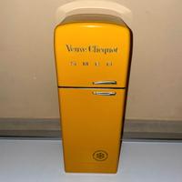 CHAMPAGNE VEUVE CLICQUOT BRUT FRIDGE SMEG BOX