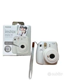 Polaroid Instanx mini 9 Fujifilm foto con scatola