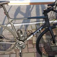 Bici da corsa in carbonio