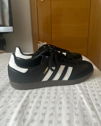 Sneakers Adidas Samba OG nere, taglia 38