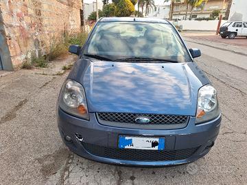fiesta 1.4tdi  anno 2006 