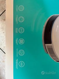 Robottino lava e aspira pavimenti